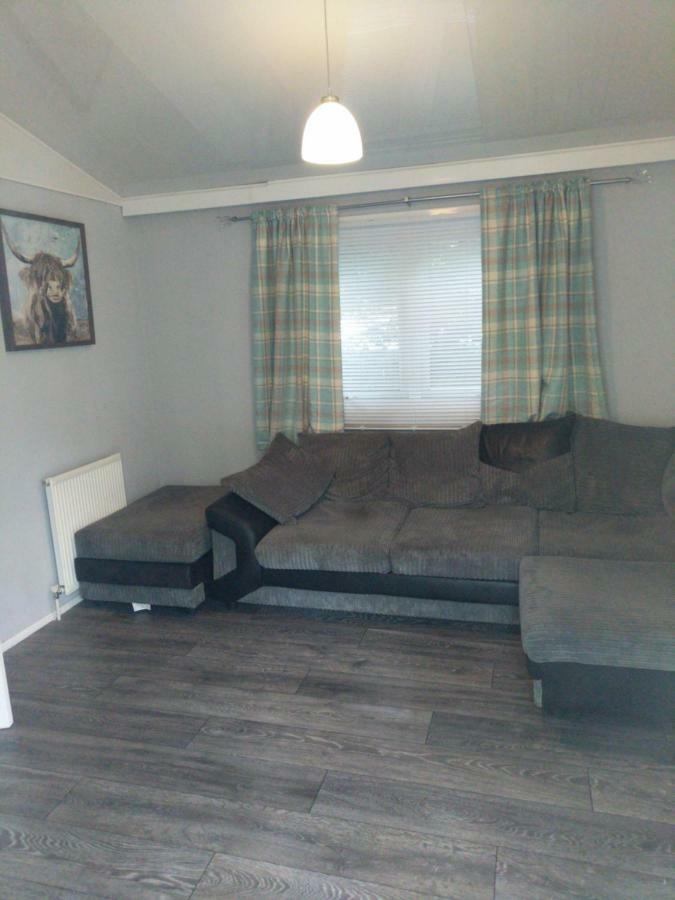 Tarrareoch Guest House Bathgate Bagian luar foto