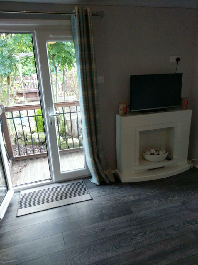Tarrareoch Guest House Bathgate Bagian luar foto